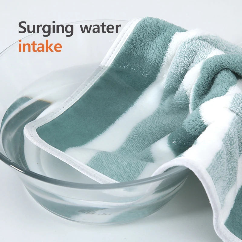Premium Thickened Absorbent Bath Towel - Soft & Luxurious