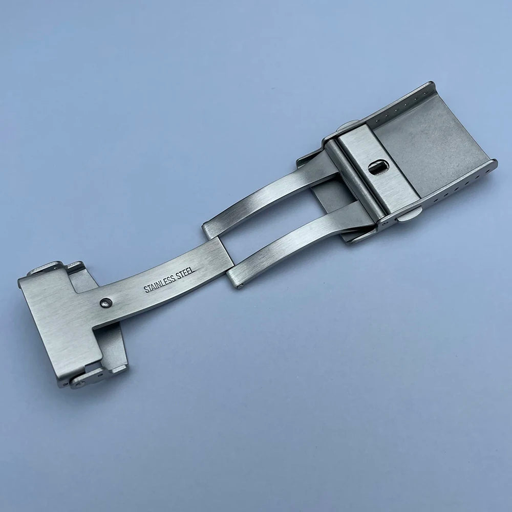 Steeldive SD1970 Professional Dive Watch - 200M Water Resistant with NH35 Movement